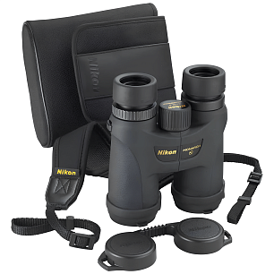 Бинокль Nikon Monarch 5 12x42